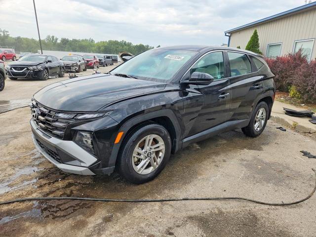 2025 HYUNDAI TUCSON SE  
