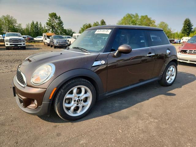 2011 MINI COOPER S  