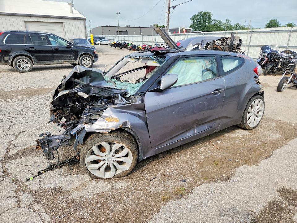 2012 HYUNDAI VELOSTER BASE  