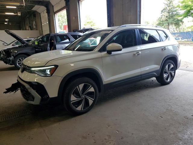2025 VOLKSWAGEN TAOS SE  