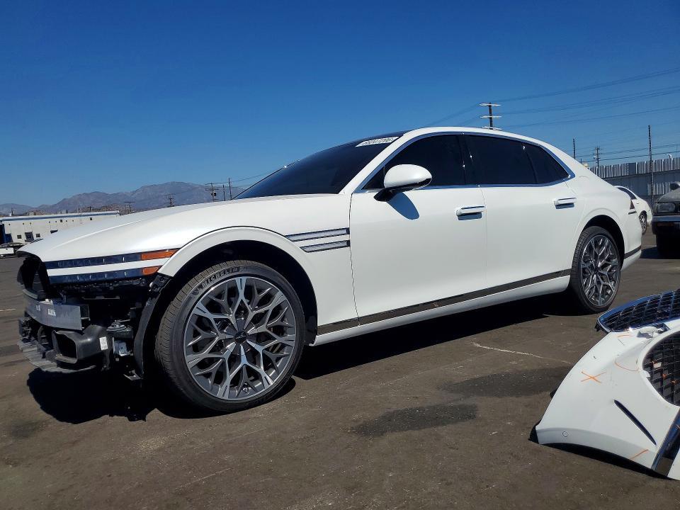 2025 GENESIS G90 35T E-SUPERCHARGER  