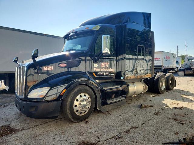 2019 PETERBILT 579 SEMI TRUCK