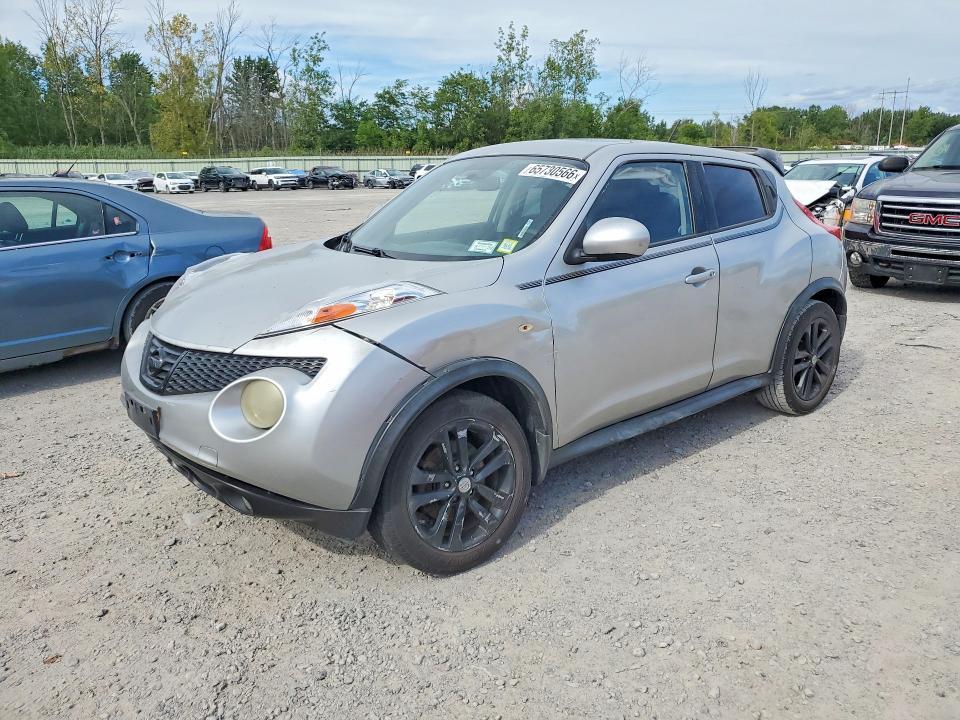 2011 NISSAN JUKE S  