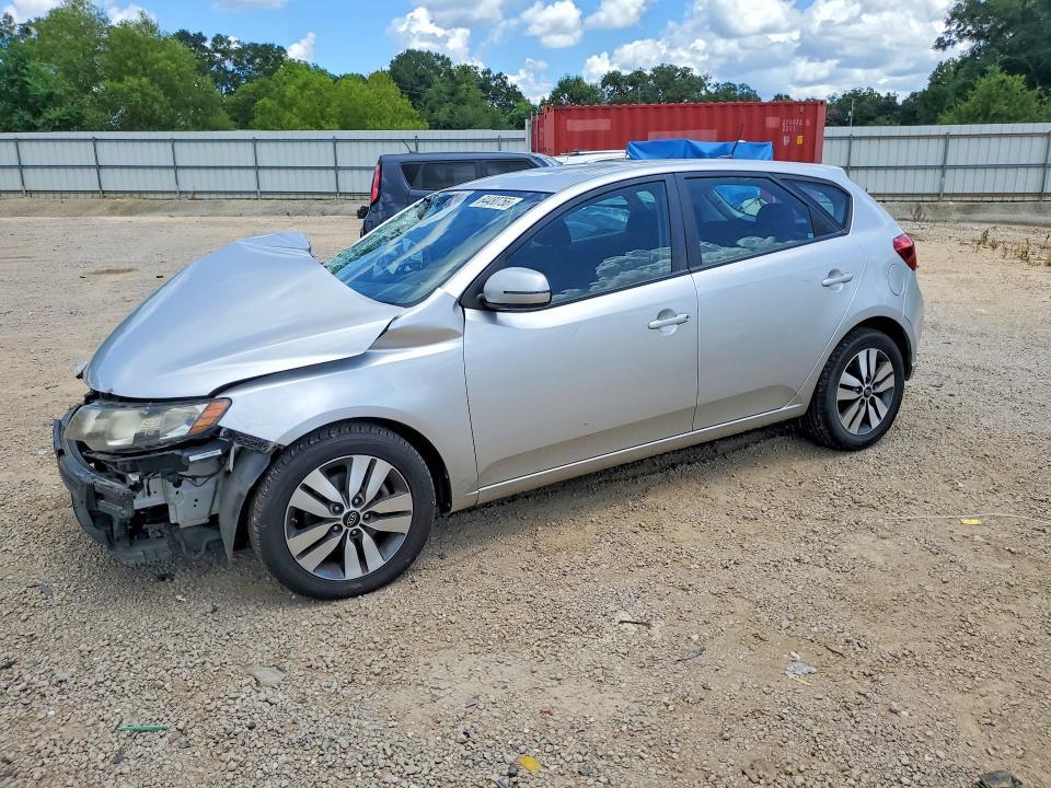 2013 KIA FORTE5 EX  