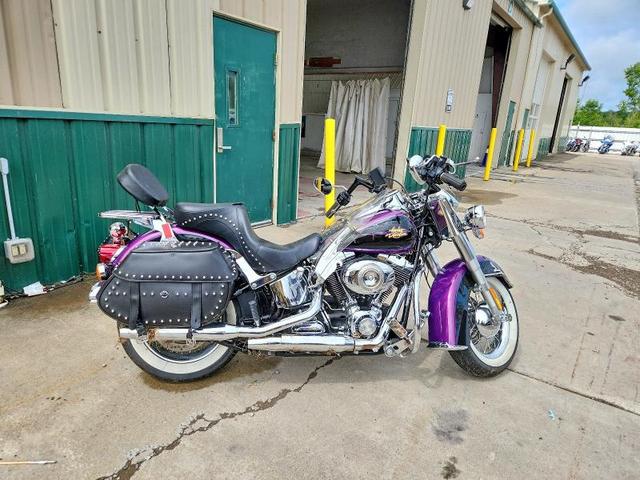 2011 HARLEY-DAVIDSON FLSTC   