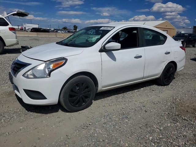 2018 NISSAN VERSA SV