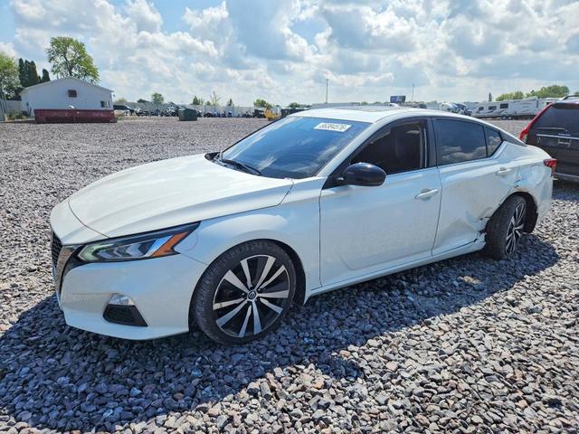 2019 NISSAN ALTIMA SR  