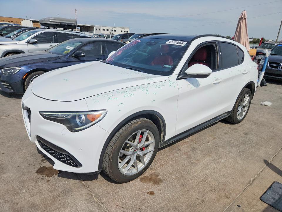 2018 ALFA ROMEO STELVIO TI SPORT  