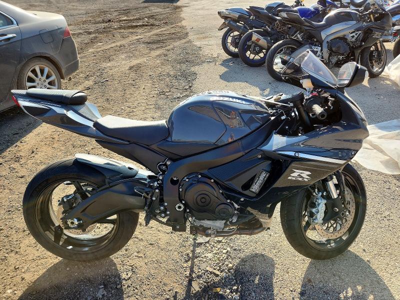 2025 SUZUKI GSX-R600   