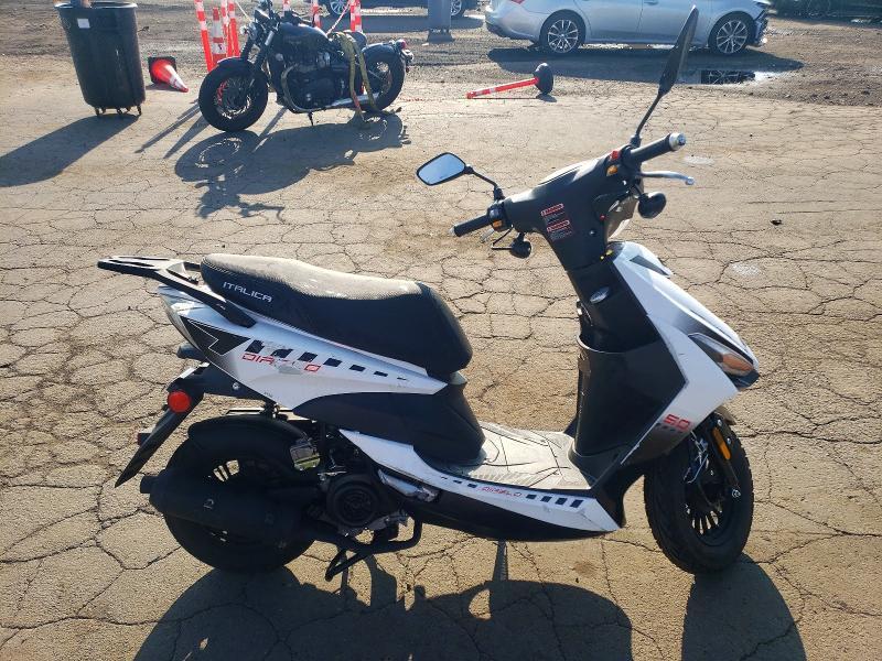 2025 GENUINE SCOOTER CO SCOOTER   