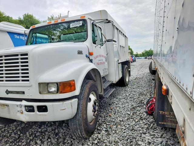 2000 INTERNATIONAL 4700 CHIPPER TRUCK