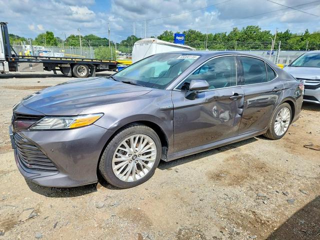 2019 TOYOTA CAMRY HYBRID XLE  