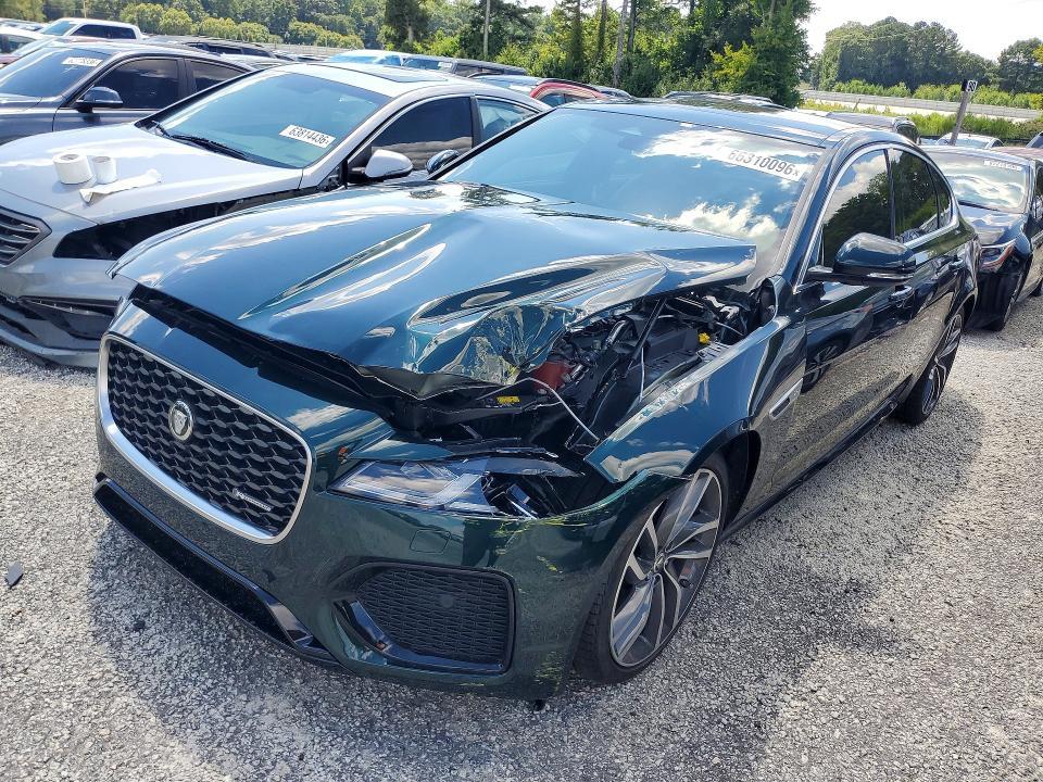 2024 JAGUAR XF R-DYNAMIC SE  