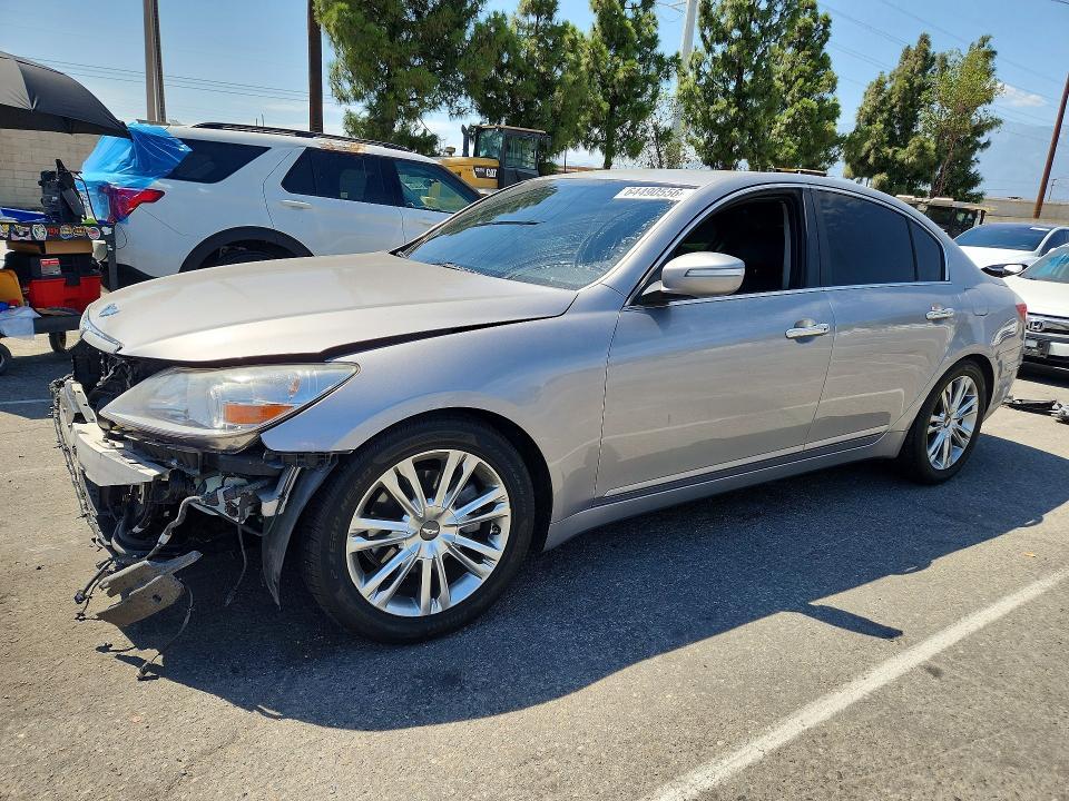 2011 HYUNDAI GENESIS 38L  