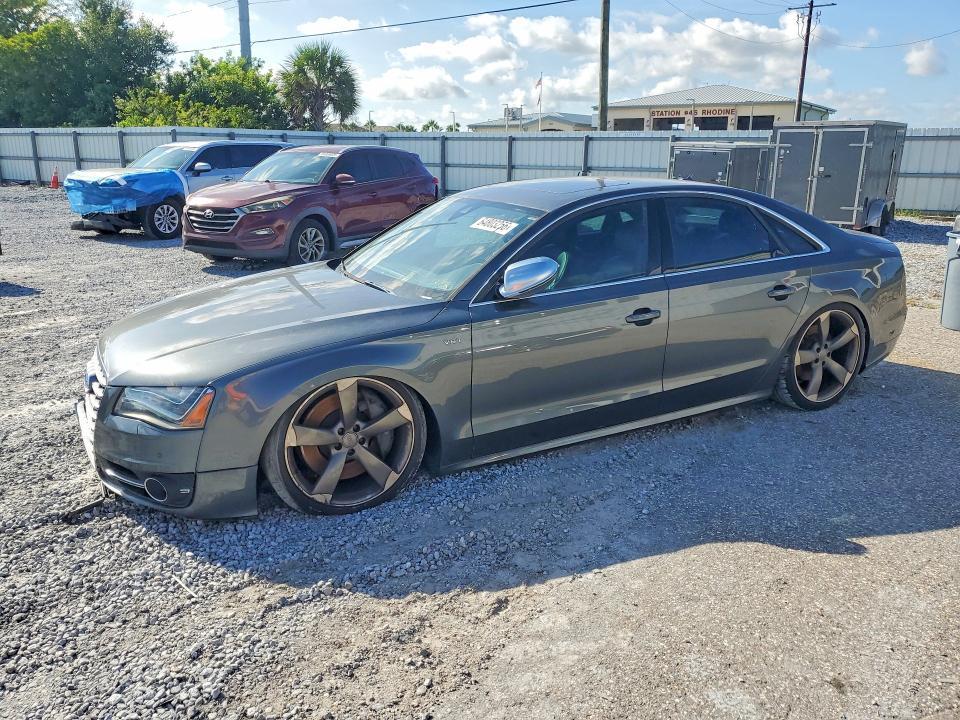 2014 AUDI S8 QUATTRO  
