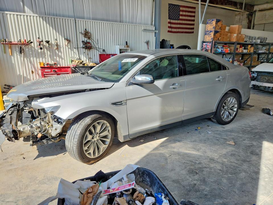 2015 FORD TAURUS LIMITED  