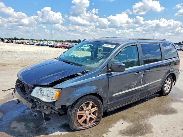 2013 CHRYSLER TOWN & COUNTRY TOURING  