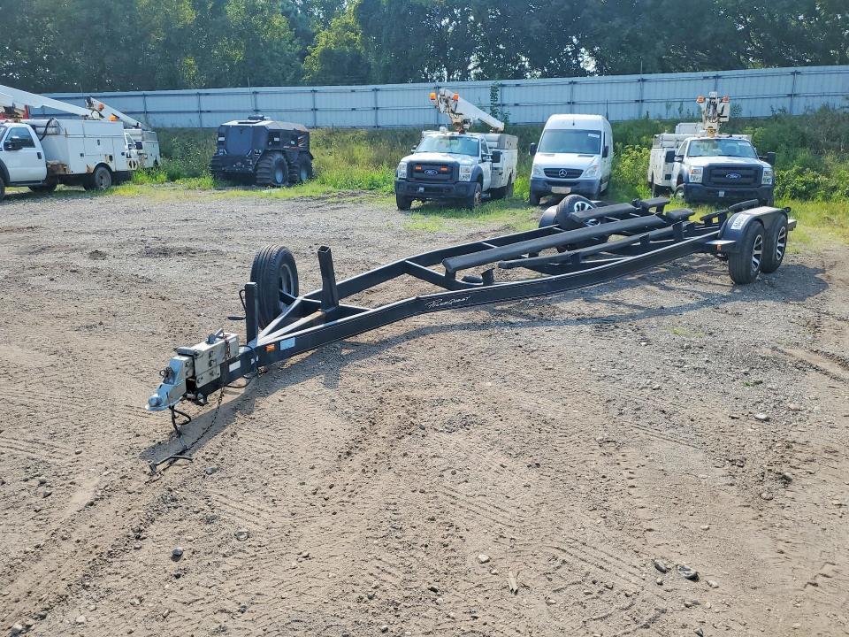 2003 VANGUARD BOAT TRAILER