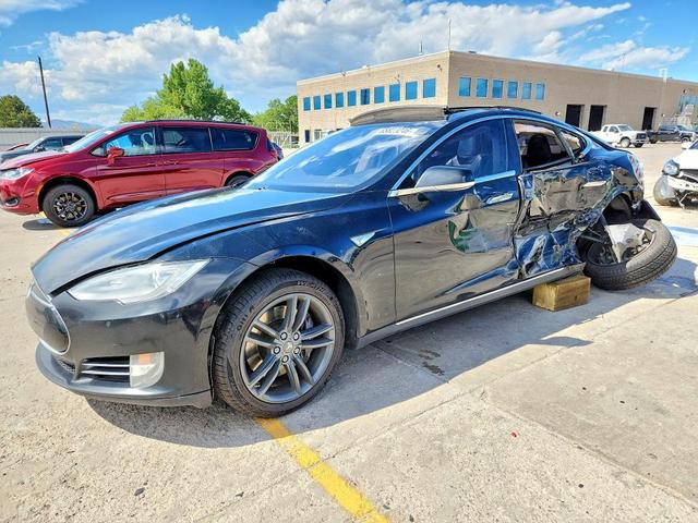 2015 TESLA MODEL S   