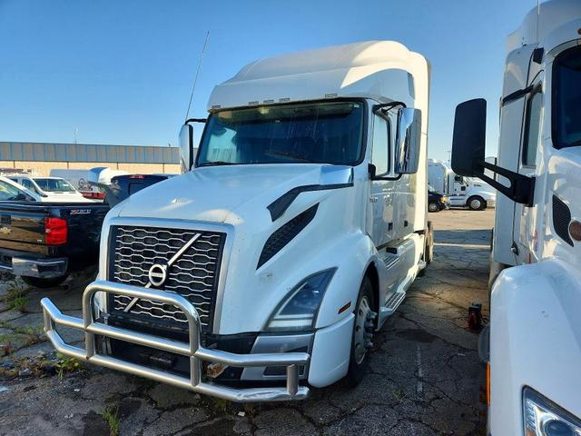 2019 VOLVO VNL SEMI TRUCK