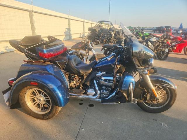 2018 HARLEY-DAVIDSON FLHTCUTG 115TH ANNIVERSARY TRI GLIDE ULTRA  