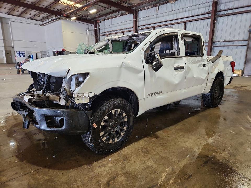 2019 NISSAN TITAN S  