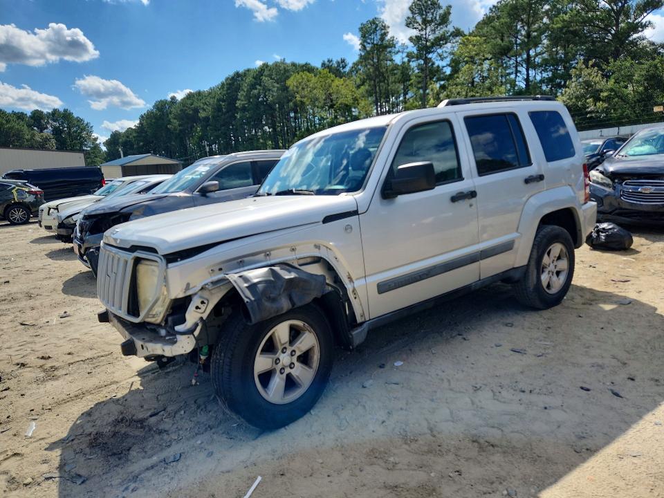 2011 JEEP LIBERTY SPORT  