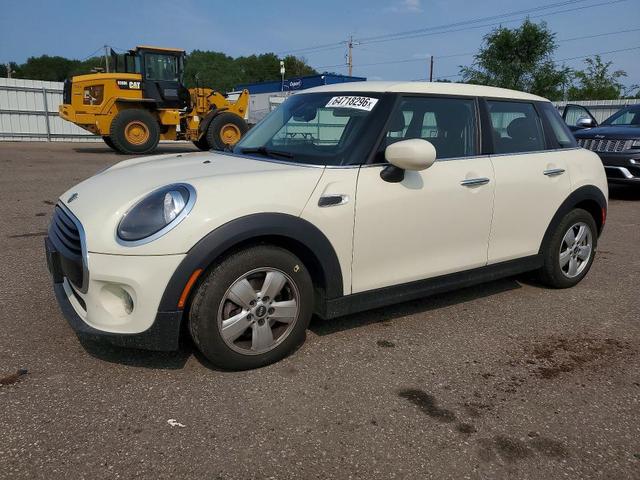 2021 MINI COOPER   