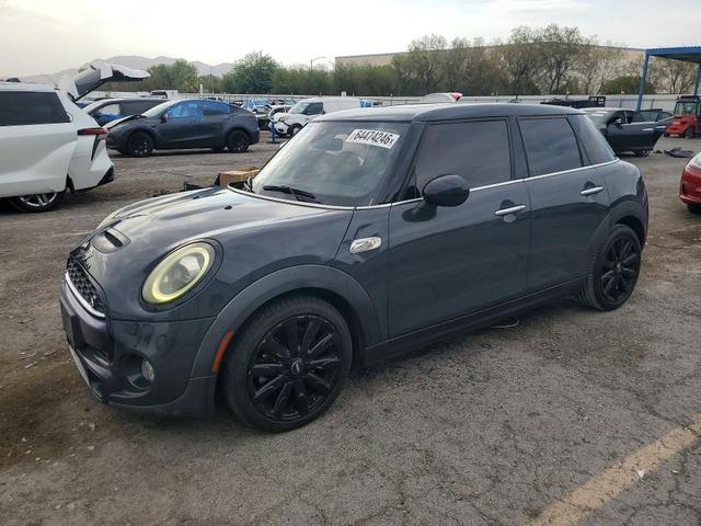 2019 MINI COOPER S  