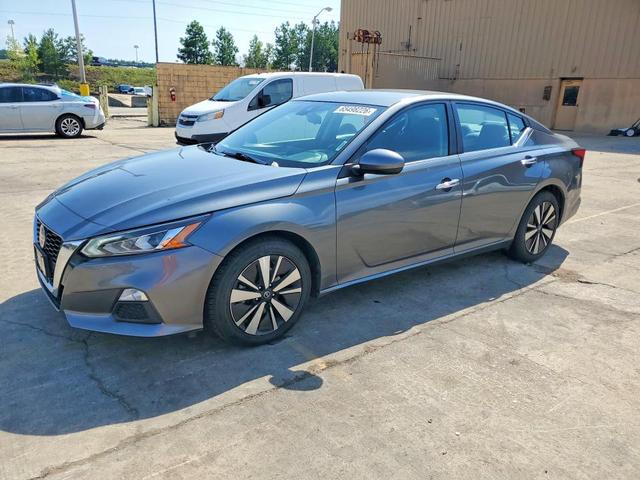 2021 NISSAN ALTIMA SV  