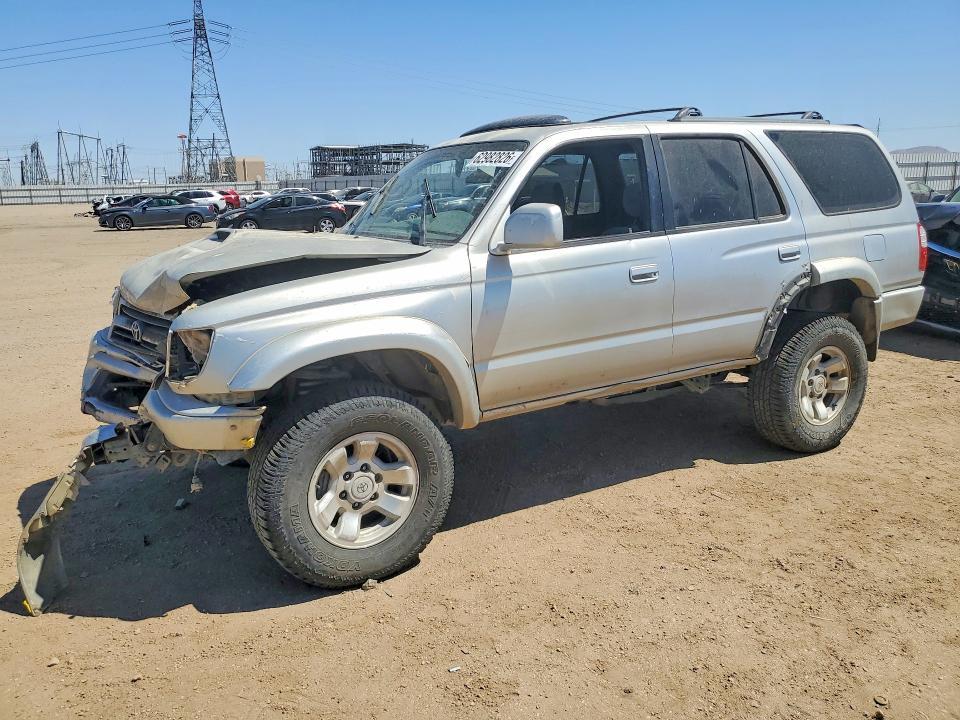 2000 TOYOTA 4RUNNER SR5  