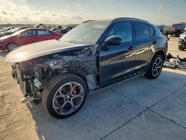 2022 ALFA ROMEO STELVIO TI  