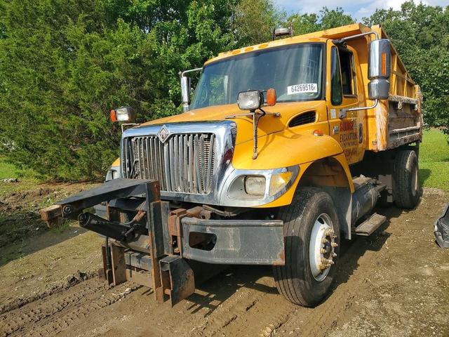 2003 INTERNATIONAL 7400 DUMP TRUCK