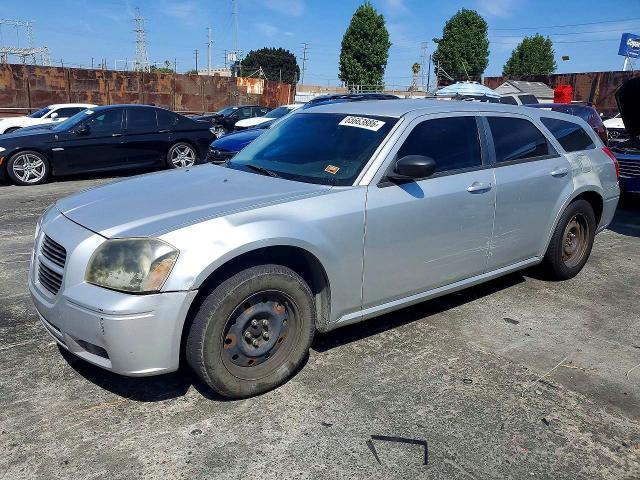 2006 DODGE MAGNUM SE  
