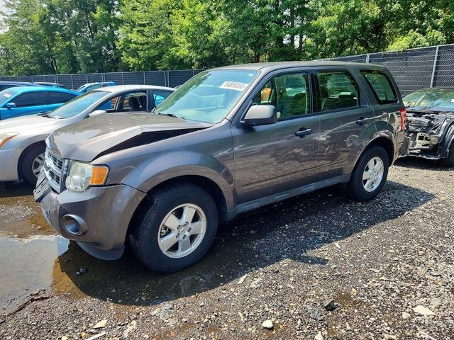 2011 FORD ESCAPE XLS  