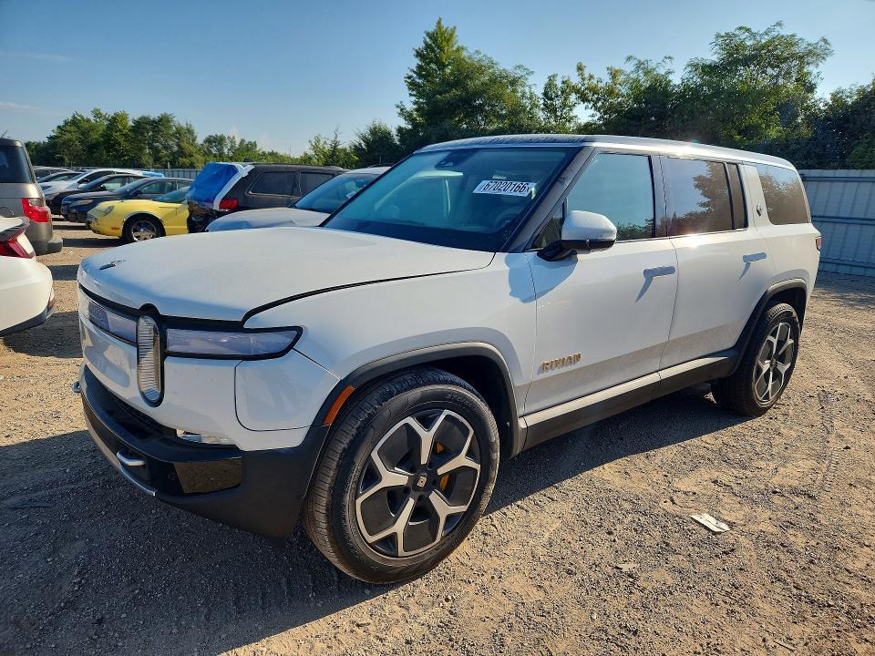 2024 RIVIAN R1S ADVENTURE  