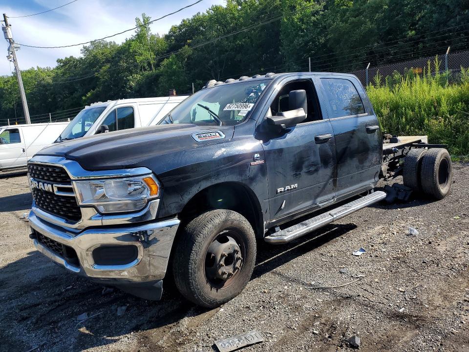 2022 RAM 3500 TRADESMAN  