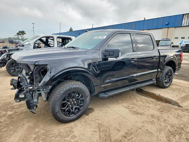 2025 FORD F150 XLT  