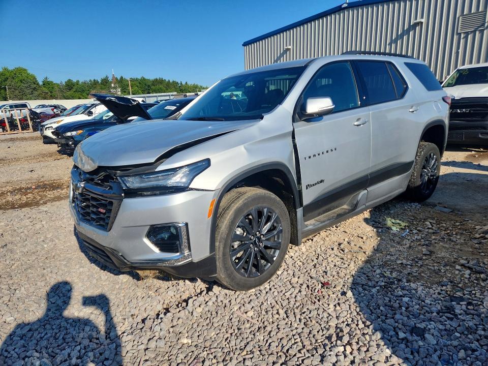 2022 CHEVROLET TRAVERSE RS  