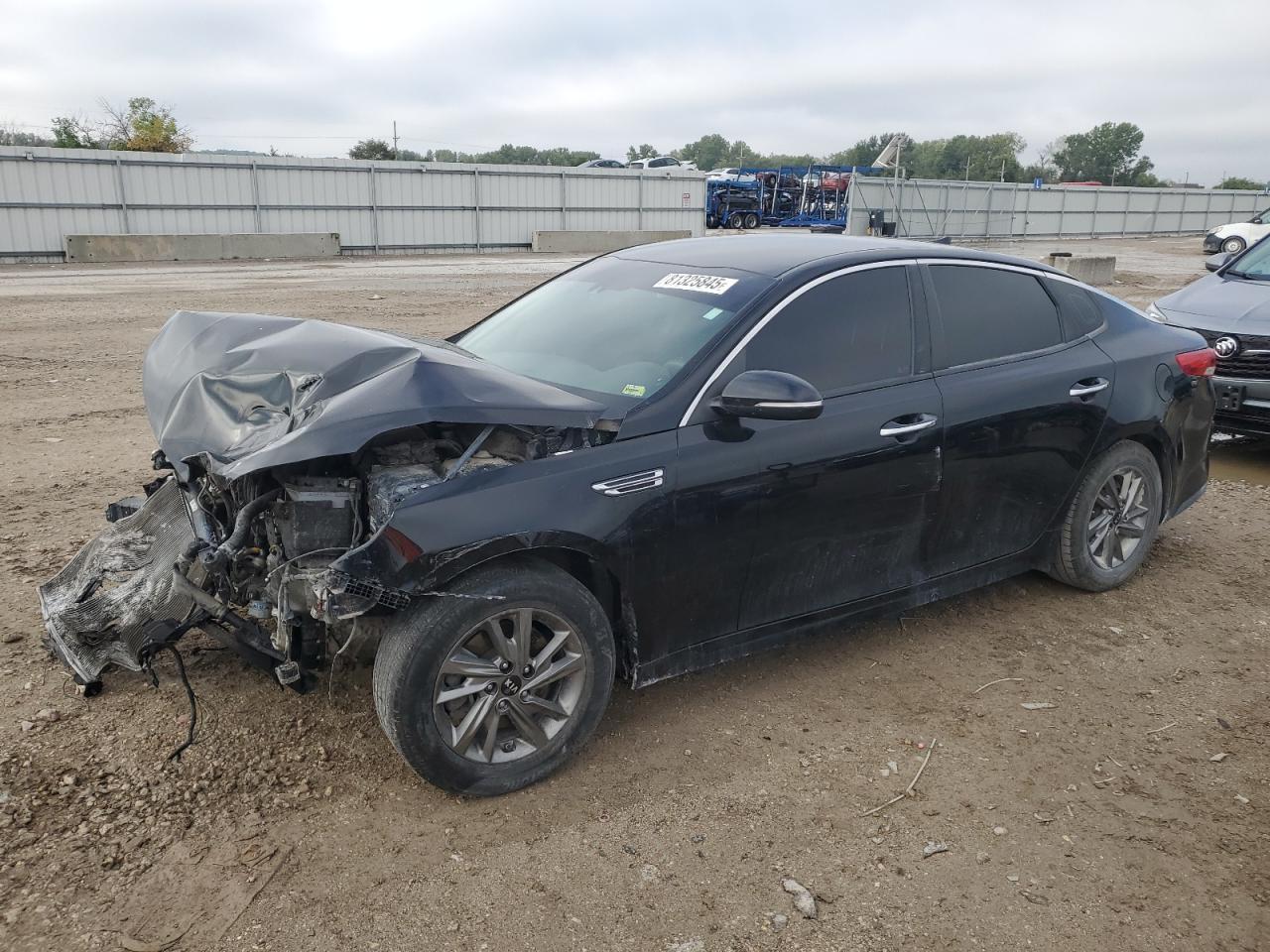 Vue de 2019 KIA OPTIMA LX, angle 1
