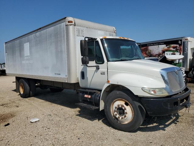 2002 INTERNATIONAL 4000 4300  