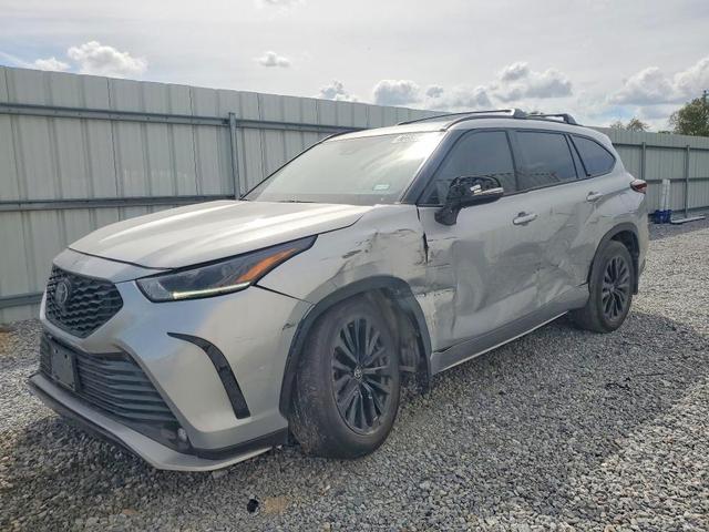 2025 TOYOTA HIGHLANDER XSE  
