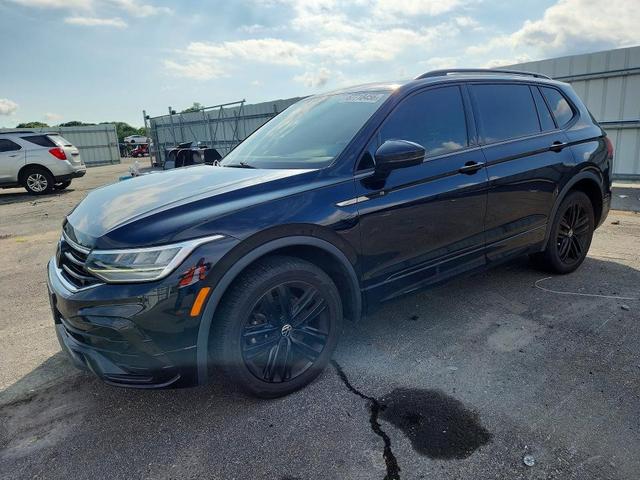 2022 VOLKSWAGEN TIGUAN SE R-LINE BLACK  