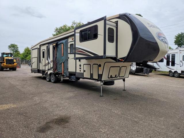 2018 FOREST RIVER SANDPIPER CAMPER