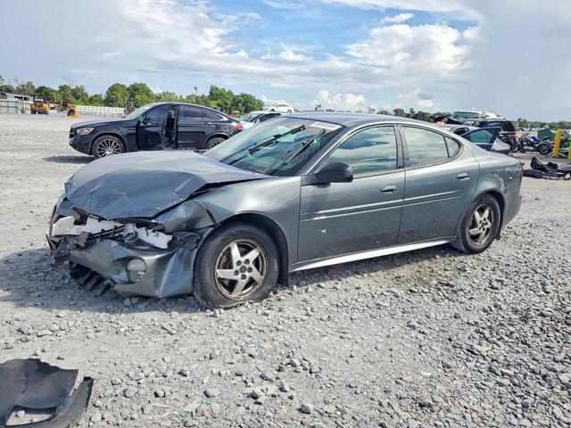 2004 PONTIAC GRAND PRIX GT  
