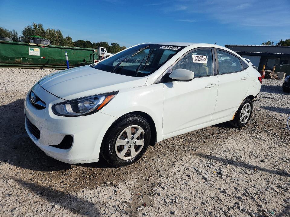 2013 HYUNDAI ACCENT GLS  