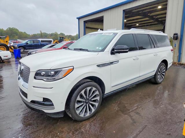 2023 LINCOLN NAVIGATOR L RESERVE  