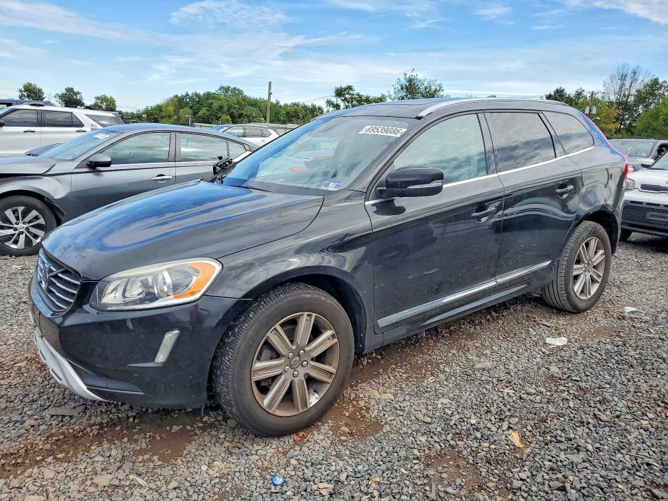 2017 VOLVO XC60 T5 DYNAMIC  
