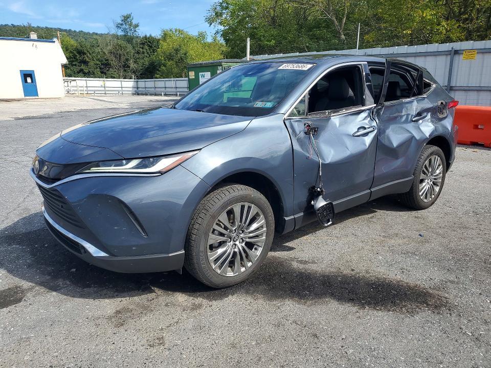 2022 TOYOTA VENZA LIMITED  