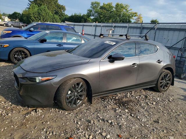 2023 MAZDA 3 PREMIUM  